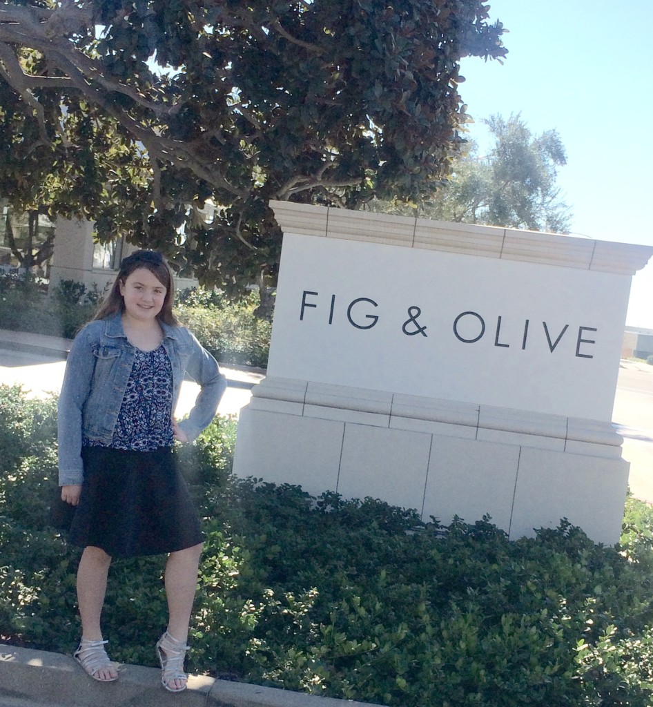 fig-and-olive-sign