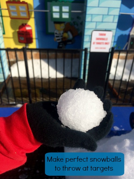 2015-Holiday-Snow-Days-Make-A-Snowball