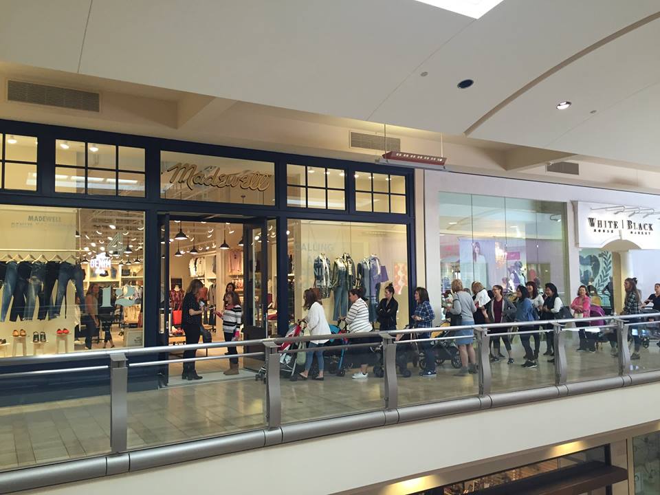 Farrell's closing ice cream parlor at Mission Viejo mall – Orange