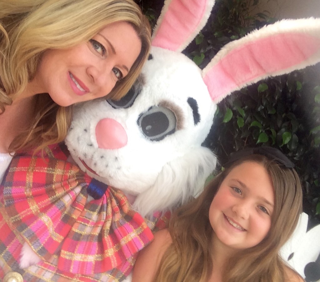 Irvine-park-railroad-easter-eggstravaganza-bunny-photo