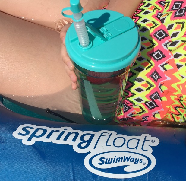 swimways-spring-float-recliner-drink