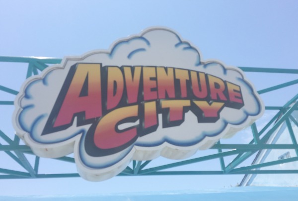 adventure-city-theme-park-sign1
