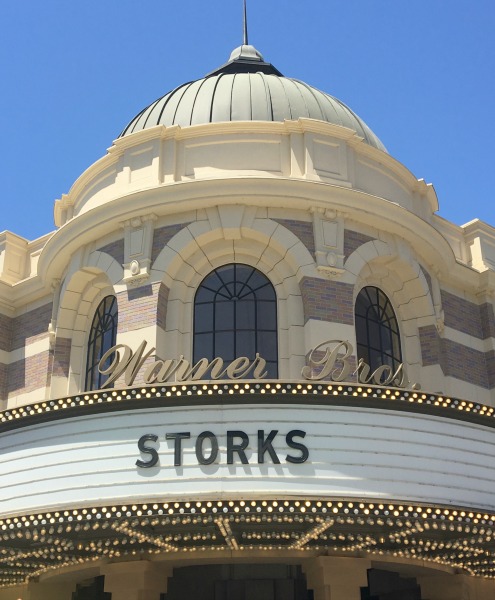storks-movie-screening-theater