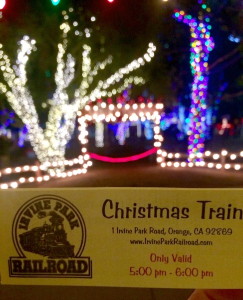 christmas-train-night