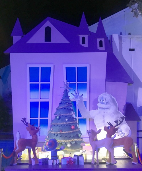 seaworld-christmas-celebration-scene