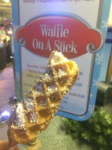 seaworld-christmas-celebration-waffle-on-a-stick