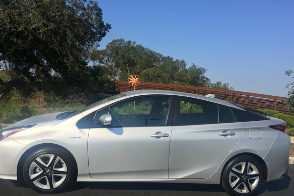 5-great-reasons-to-drive-a-toyota-prius--four