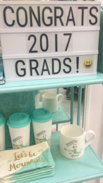 daisy-shoppe-grad-gifts