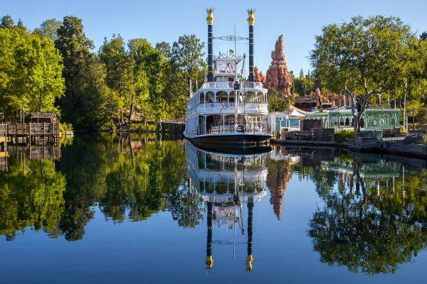 disneyland-mark-twain