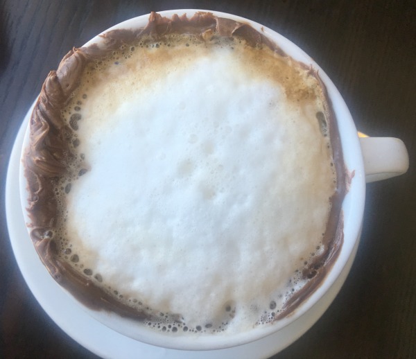 angelinas-pizzeria-top-of-cocoaccino