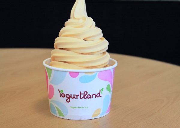 yogurtland-peaches-and-cream