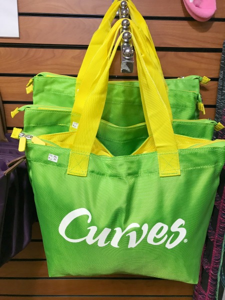 curves-tote
