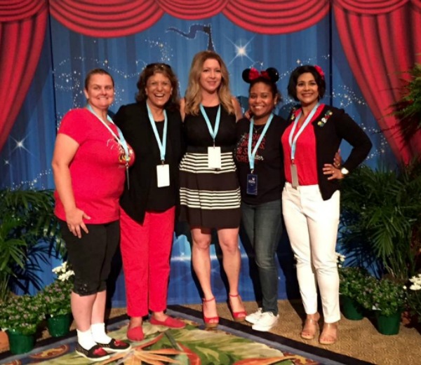 disney-social-media-moms-on-the-road-2016