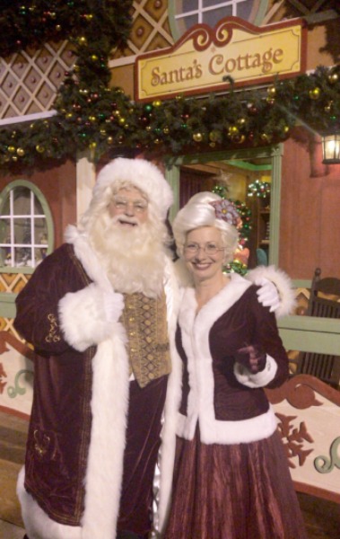 seaworld-santa-and-mrs-claus