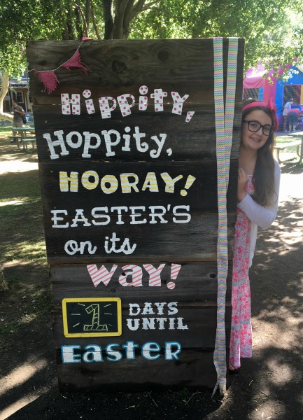 irvine-park-railroad-easter-eggstravaganza-picture-stand