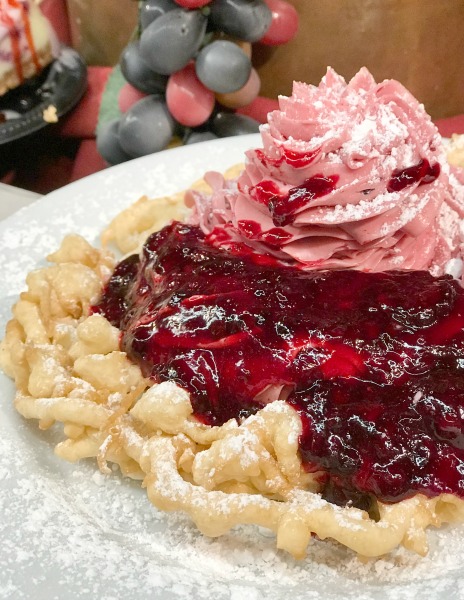 knotts-boysenberry-festival-boysenberry-funnel-cake