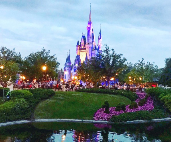 happily-ever-after-dessert-party-cinderella-castle-at-dusk